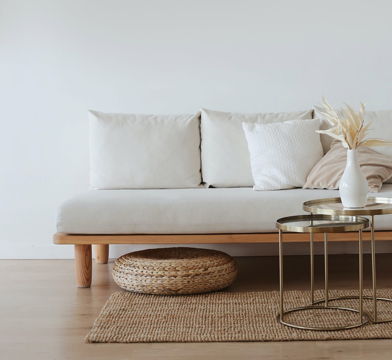 minimalismus nábytek