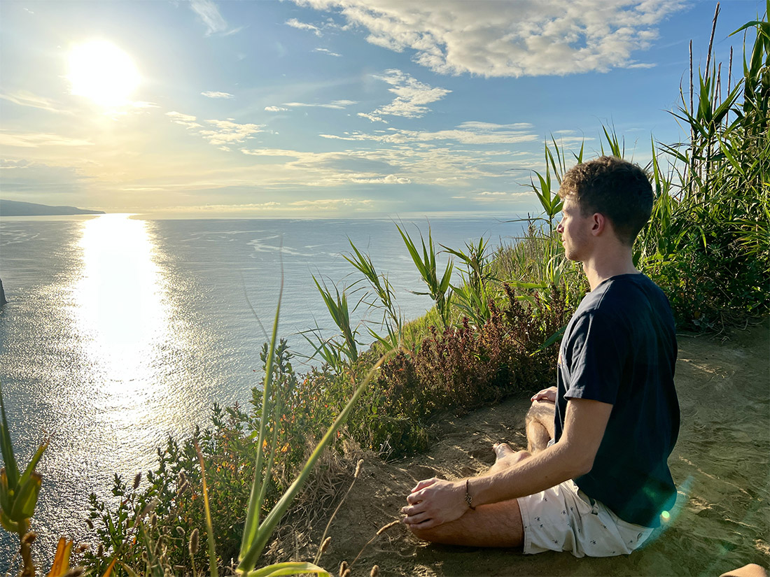 Ostrovní oáza meditace Azorské ostrovy Vít Aora